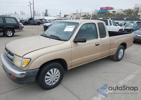 2000 Toyota Tacoma из США, поврежденный, VIN 4TAVL52N2YZ608771